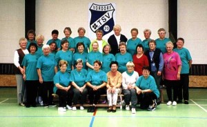Die Seniorengymnsatik Gruppe in der Vordorfer Turnhalle